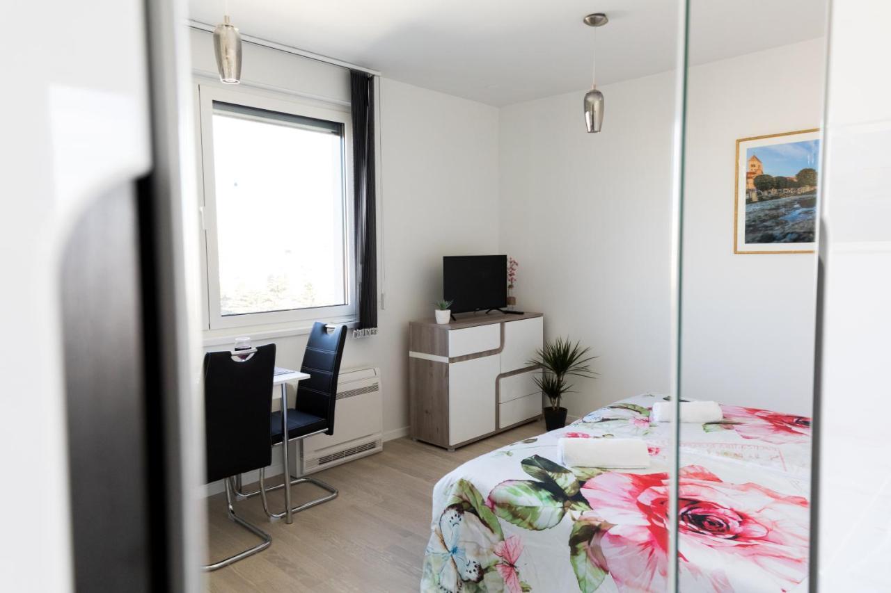 Studio Apartman Moonlight Zadar Exterior foto